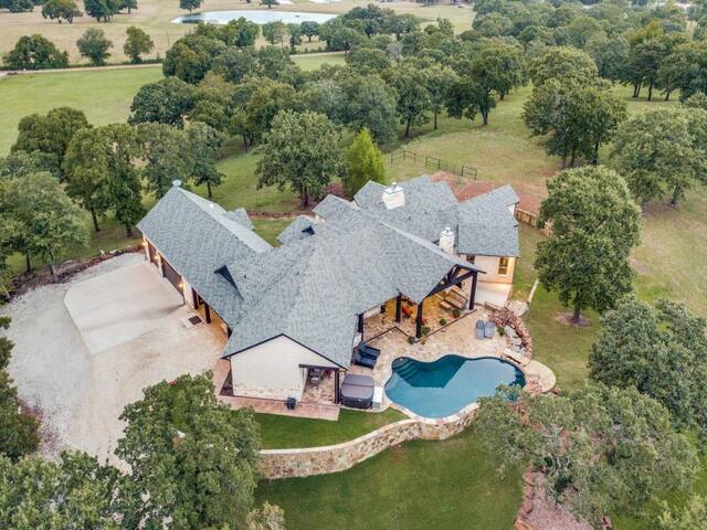 Douglas Property solutions managed Airbnb listing 1
