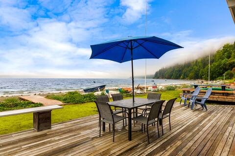 Cozy Cabin w/ Incredible  Beachfront Access