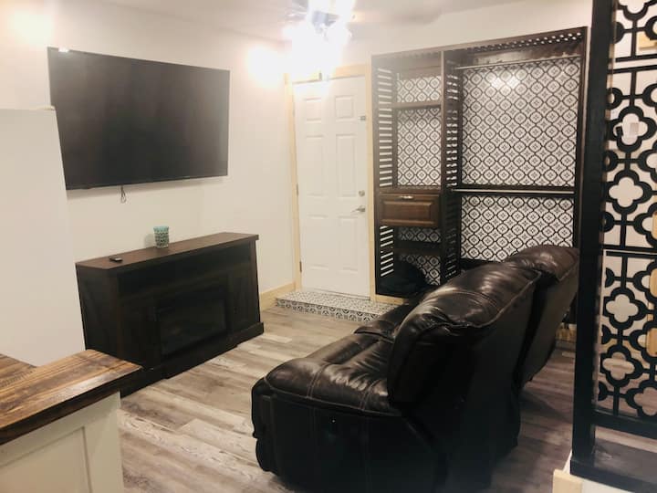 Adorable French Cottage Style - 1 Bedroom. - Amelia Island