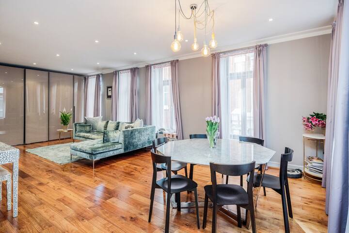 Big Mayfair Flat! Big 2Bed | 2Bath gallery image 3