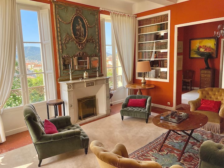 Villa Chateaubriand à Hyères • Proche Du Centre - Hyères