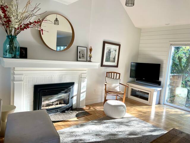 Spacious 4br home by Jericho beach, UBC gallery image 3