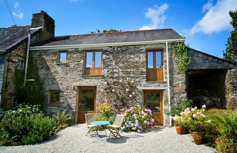 Swallows Barn - Charming Romantic Rural Retreat