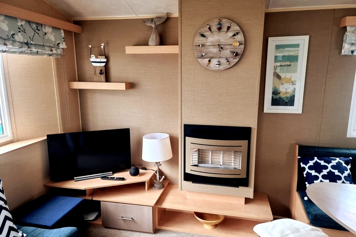 Top performing Airbnb: Sea View Caravan 200m to Coastal Path Near Brixham in Brixham