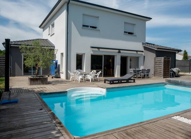 Maison avec piscine entre Bordeaux et Océan