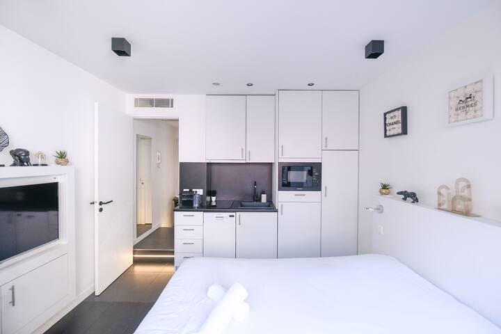 SnapFlat managed Airbnb listing 2