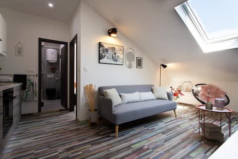 Top performing Airbnb: QV Cozy Apartment I in Grad Solin