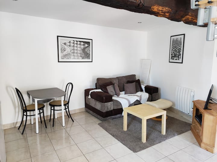 Charmant Gîte Pour 2 Personnes Avec Spa - Le Dorat