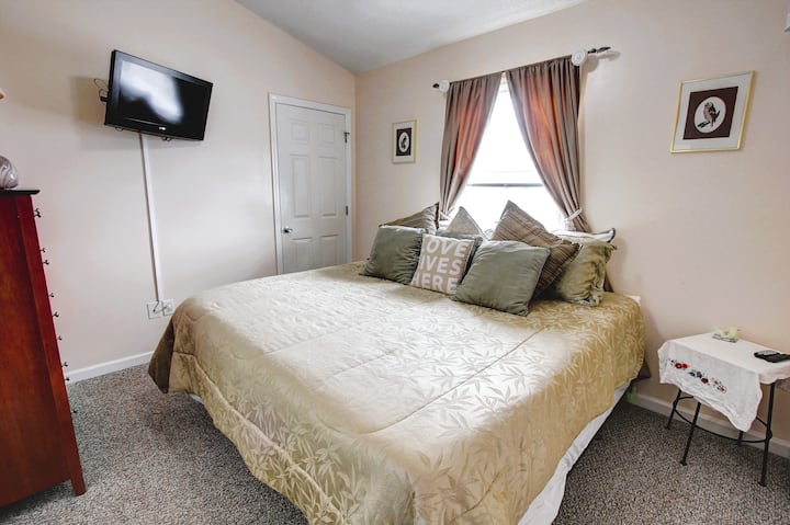 Dormitorio tamaño king en el último piso