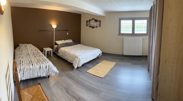 საძინებელი 4