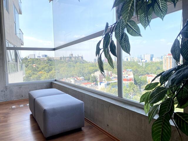 Spacious 2-Story Condo in Condesa, Castle Views gallery image 5