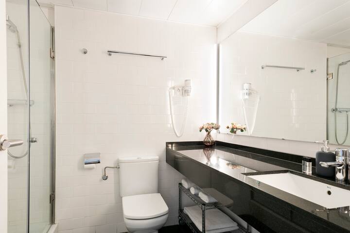 Lugaris Beach Family Apartment gallery image 5