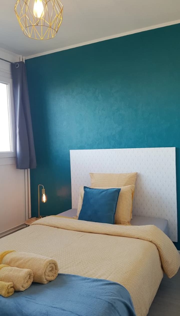 Krevet u spavaćoj sobi 120 cm
