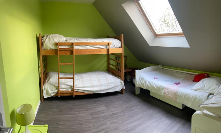 Trojlôžková izba 2 poschodia