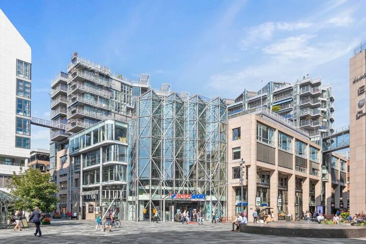 Aker Brygge Sea View – Elegant 2BR Apt, 9th Floor gallery image 5