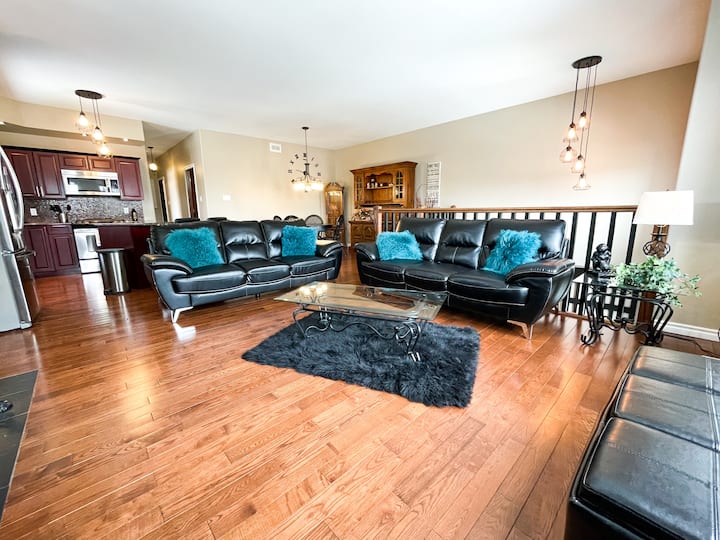 Quiet 2 Bedroom Home Bordering the City Houses for Rent in Thunder Bay, Ontario, Canada Airbnb