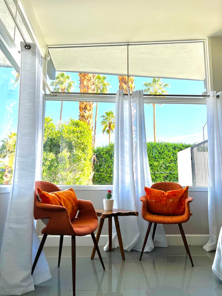 An Oasis In The Heart Of Palm Springs! - Palm Springs