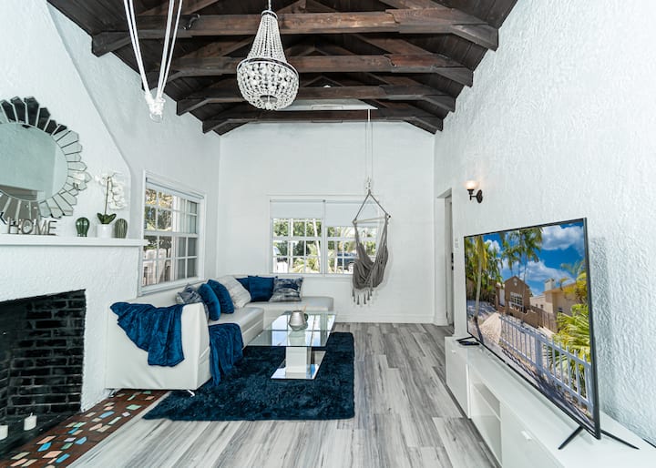 Bike To Beach-spacious With Patio Bbq Game Room - Hollywood, FL