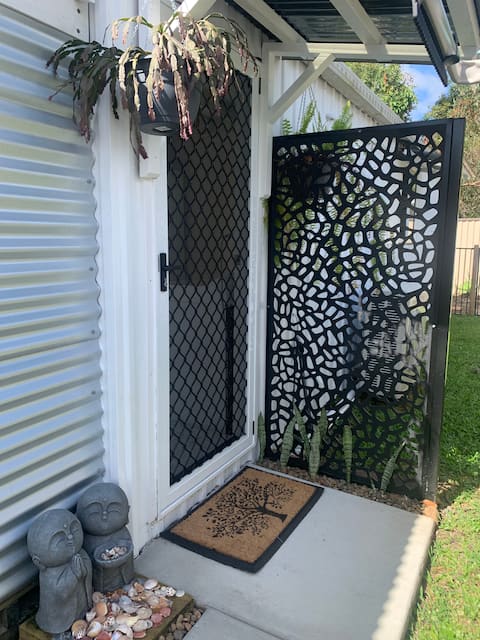 Top performing Airbnb: Private Palm Beach Studio with direct pool access in Palm Beach
