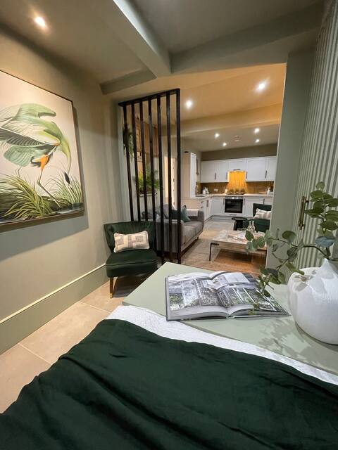 Stylish studio suite in the heart of Brighton