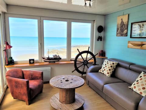 Exceptional SEA VIEW in Dieppe, Puys Beach.