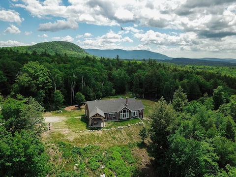 R&R White Mountain Retreat (Mtn Views!)