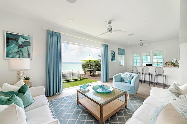Villa Sunkissed On The Beach - Bridgetown