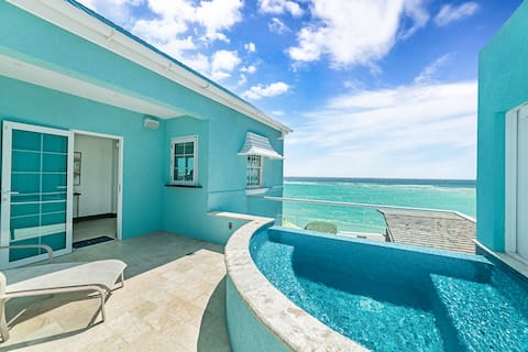 Villa Sunkissed on the beach