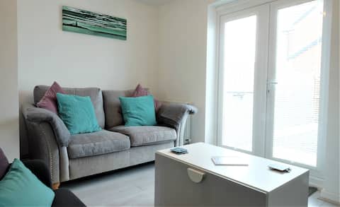 Top Airbnb: Hauxley Retreat - 3 bed Dog Friendly Home in Amble By The Sea