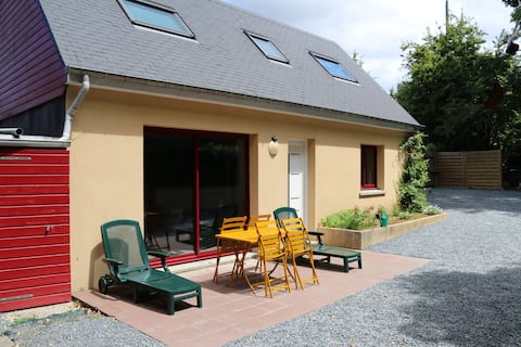 Popular Airbnb listing: Le nid de Verdier in Fécamp. House for 4 people. in Fécamp