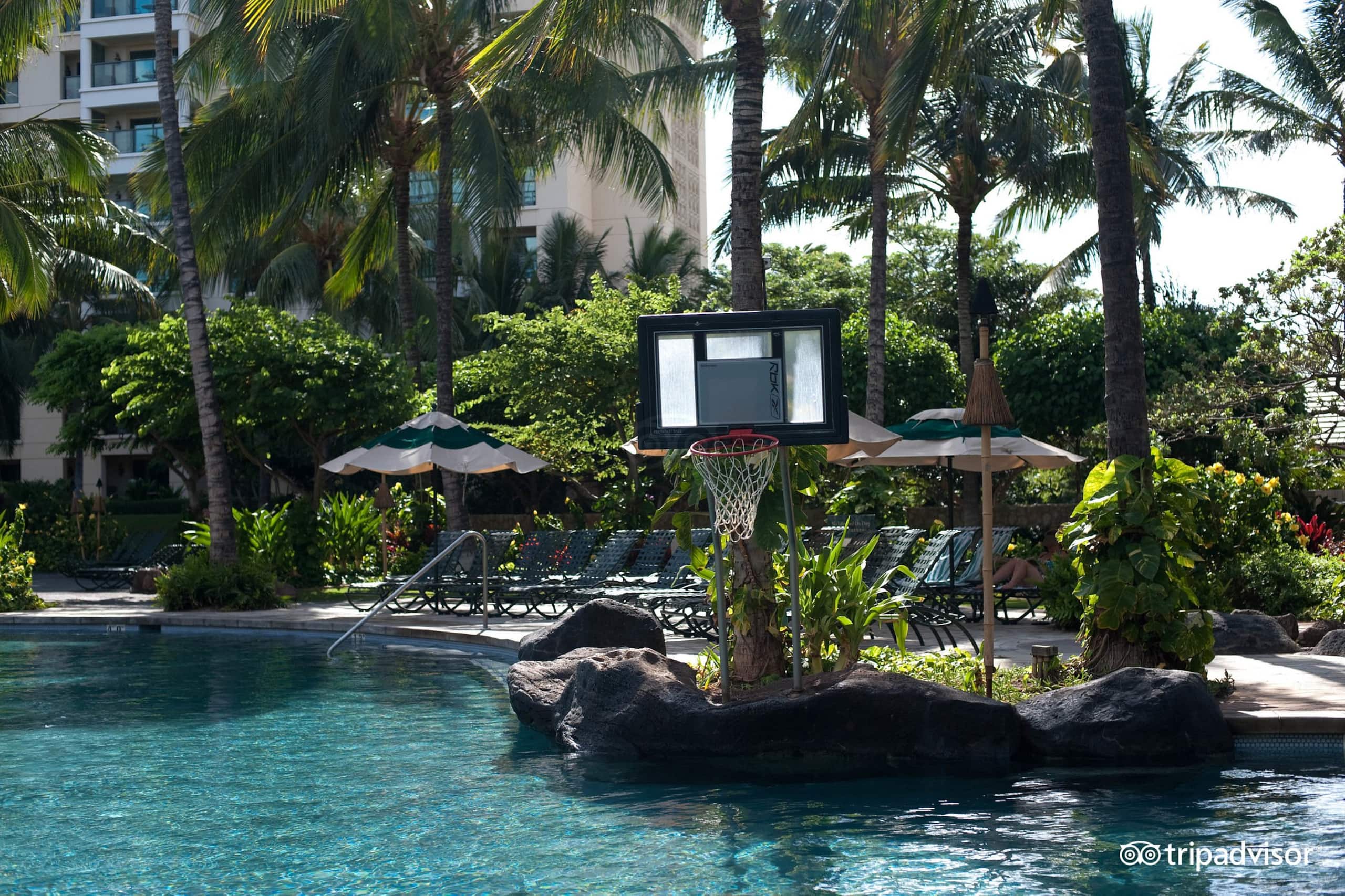 Condo in Kapolei · ★5.0 · 1 bedroom · 2 beds · 1 private bath - Image 34