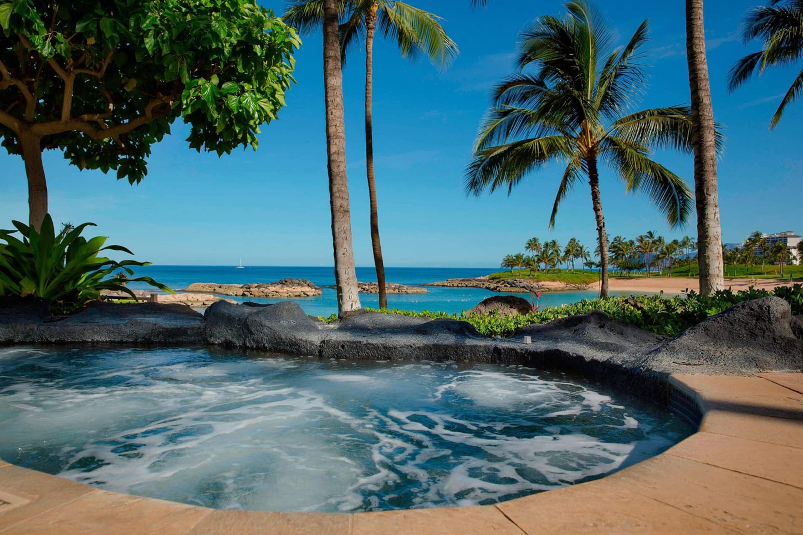 Condo in Kapolei · ★5.0 · 1 bedroom · 2 beds · 1 private bath - Image 41