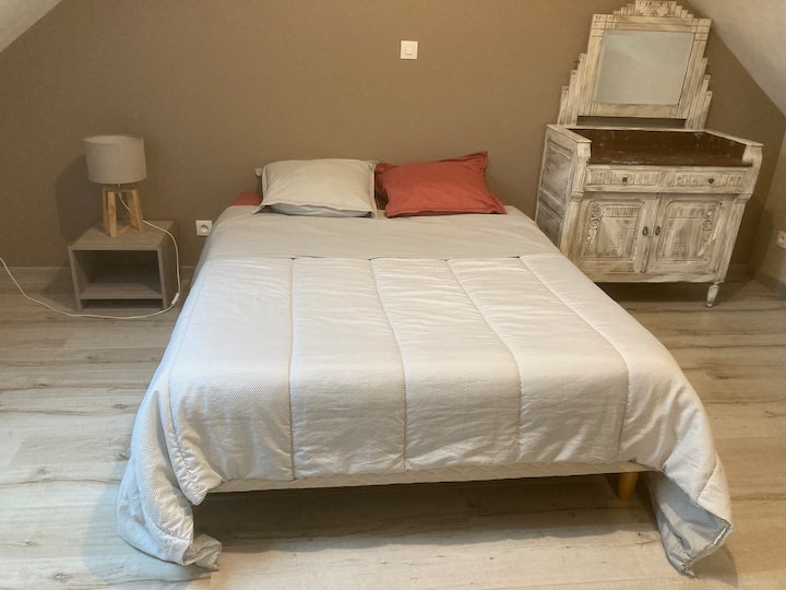 Საძინებელი 1