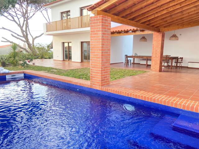 Calm sea view pool & lawn. Family & children gallery image 3