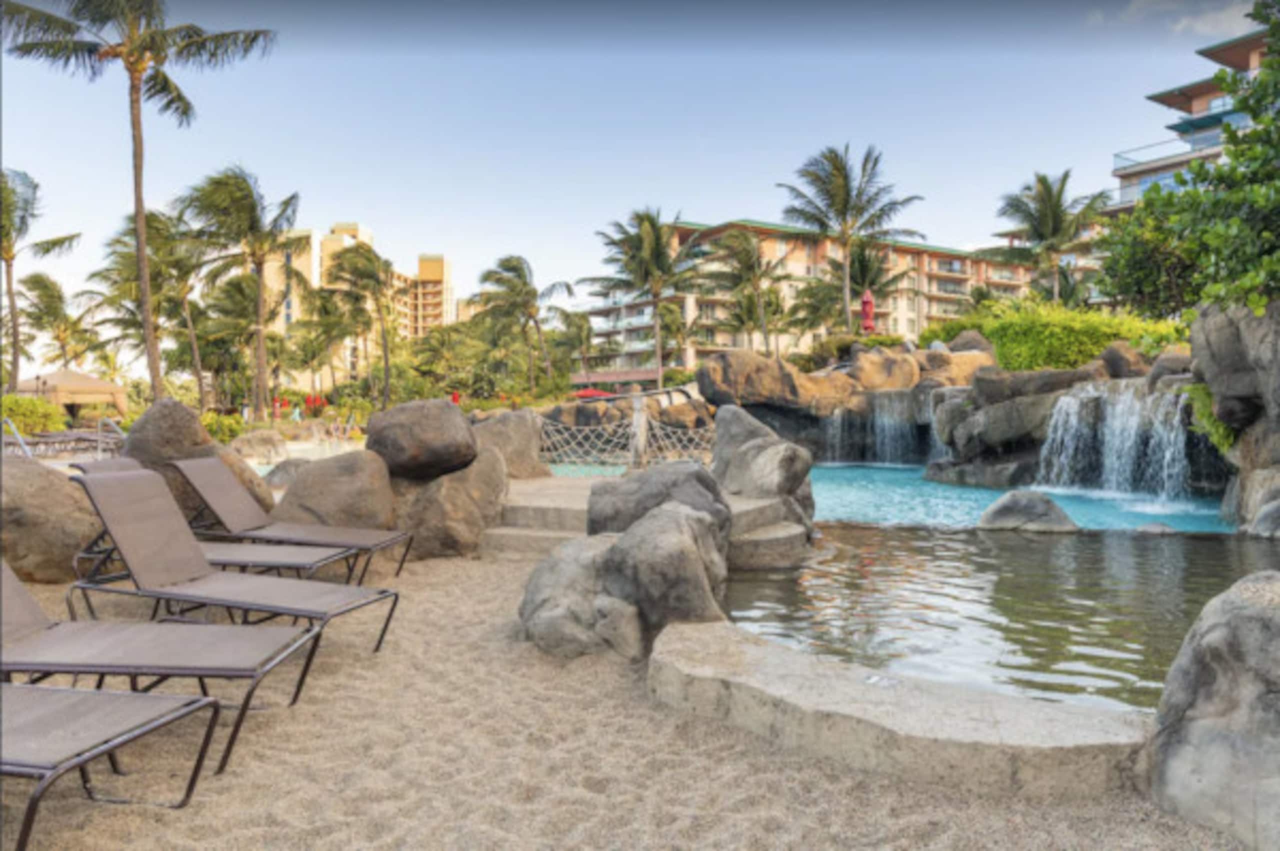 Condo in Lahaina · ★4.84 · 1 bedroom · 1 bed · 1 private bath - Image 9