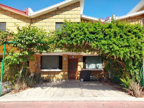 Comfortable accommodation with pool in fractionation