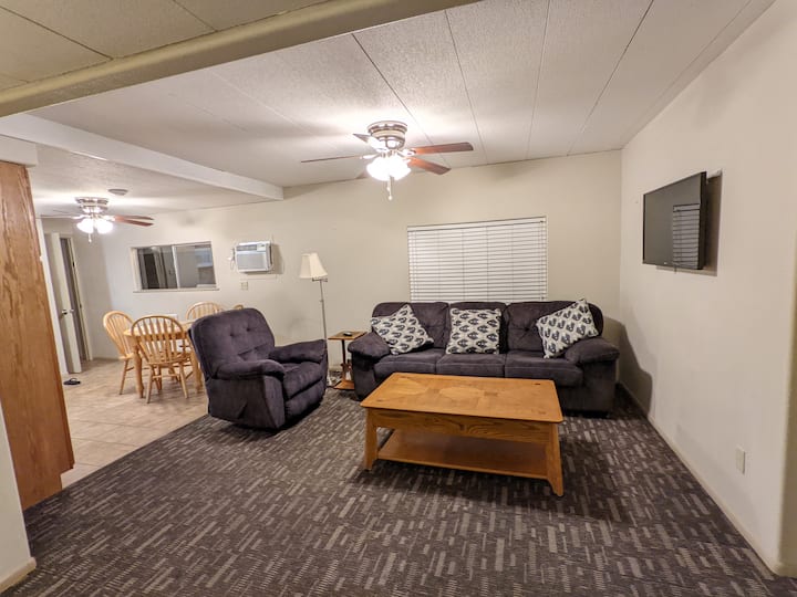 Scenic 2b,2b, Walk To Windsor Launch - Lake Havasu City, AZ