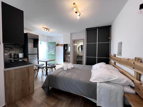AVYSSALOU APARTMENTS 2, CHORA KYTHNOS