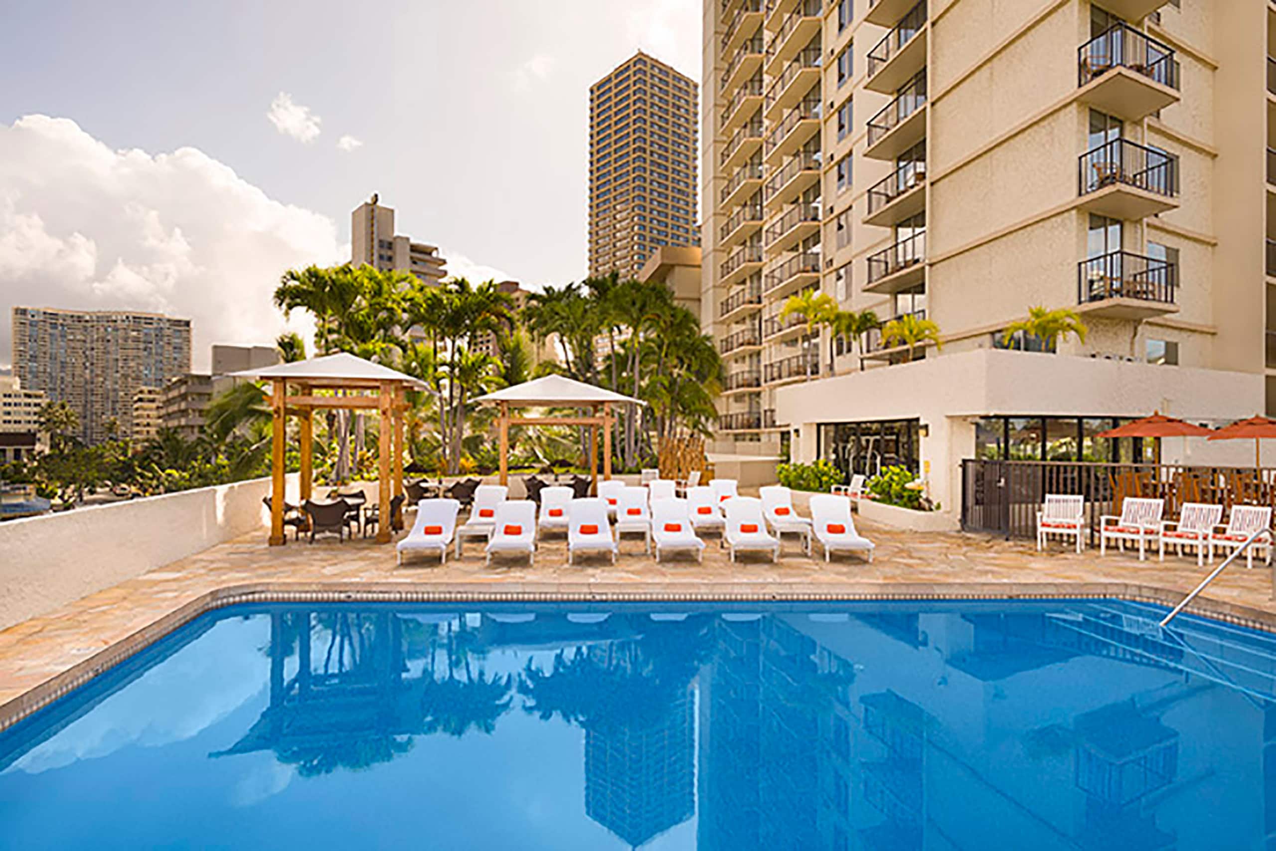 Condo in Honolulu · ★4.96 · 1 bedroom · 1 bed · 1 private bath - Image 44