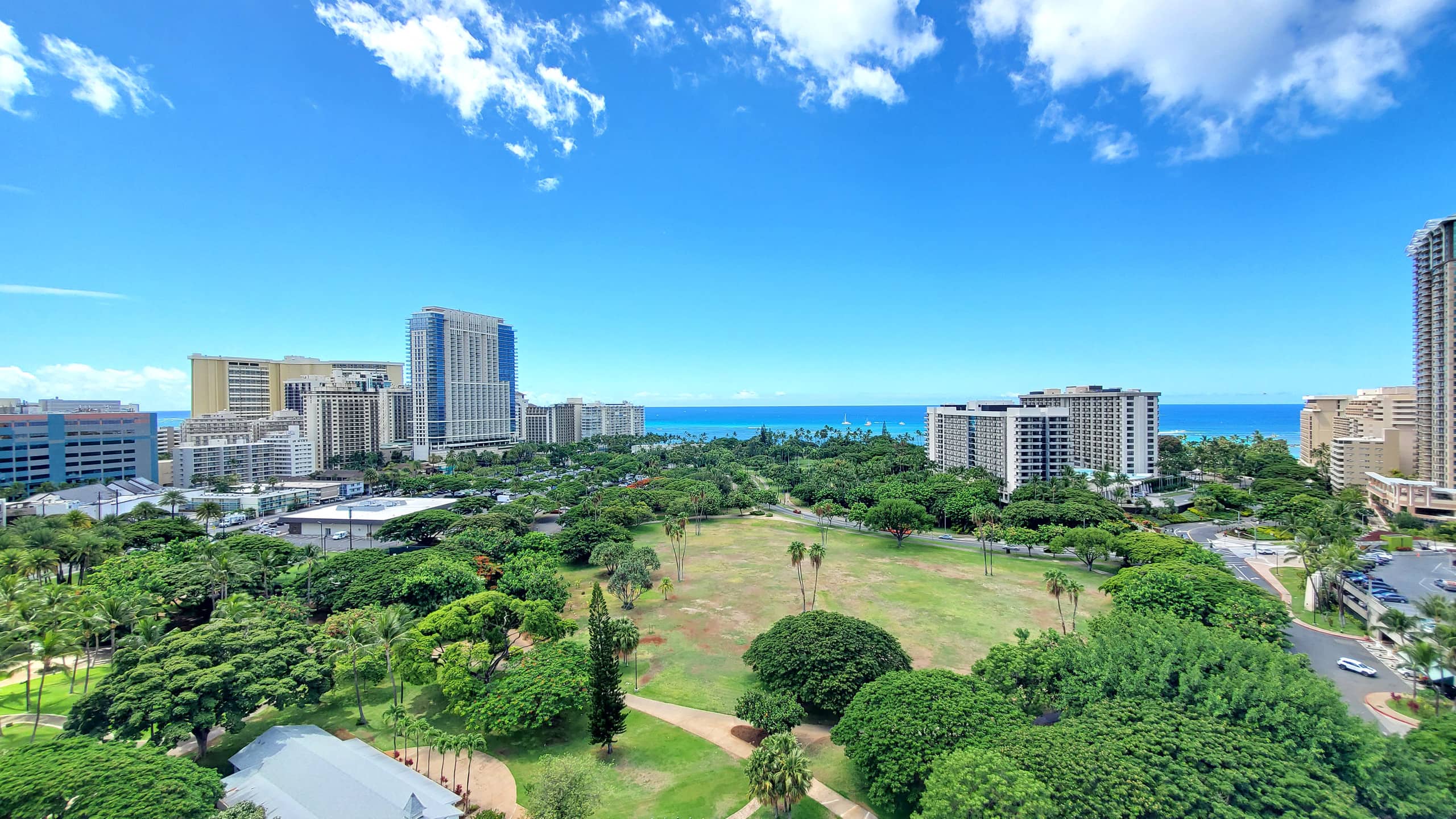 Condo in Honolulu · ★4.96 · 1 bedroom · 1 bed · 1 private bath - Image 33