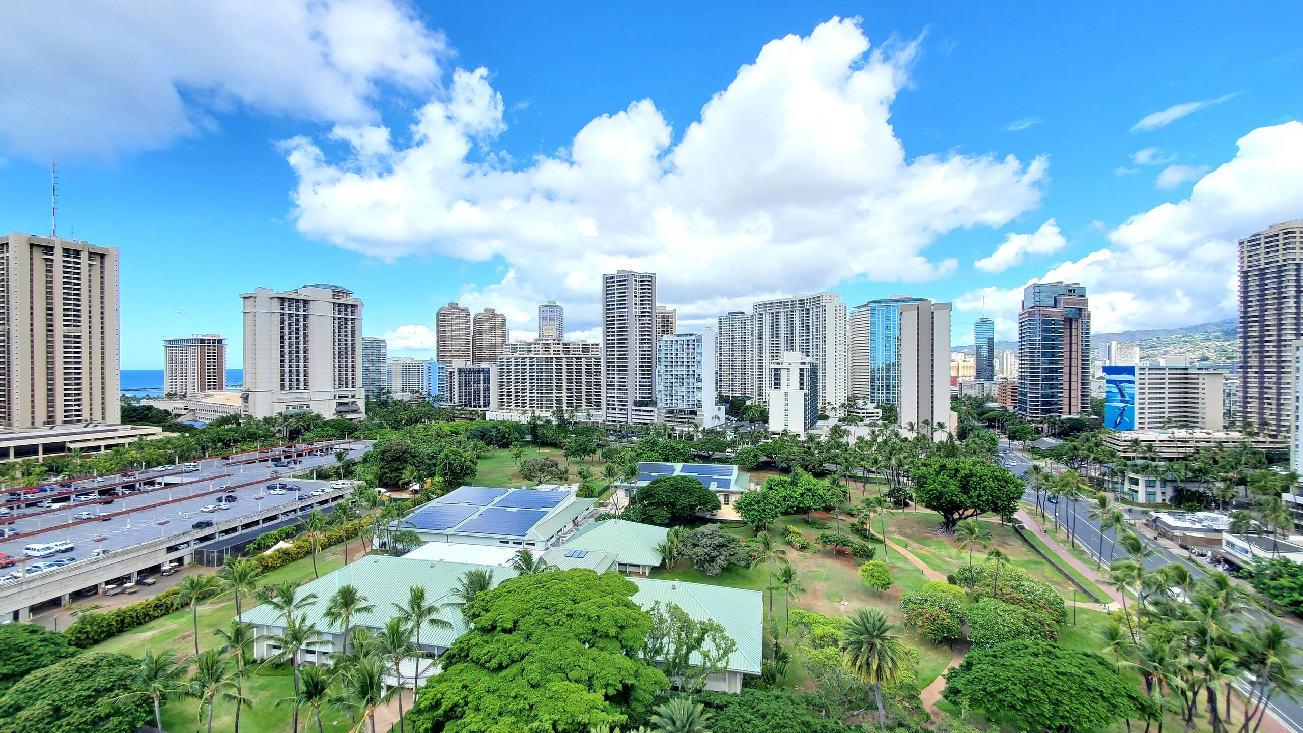 Condo in Honolulu · ★4.96 · 1 bedroom · 1 bed · 1 private bath - Image 35