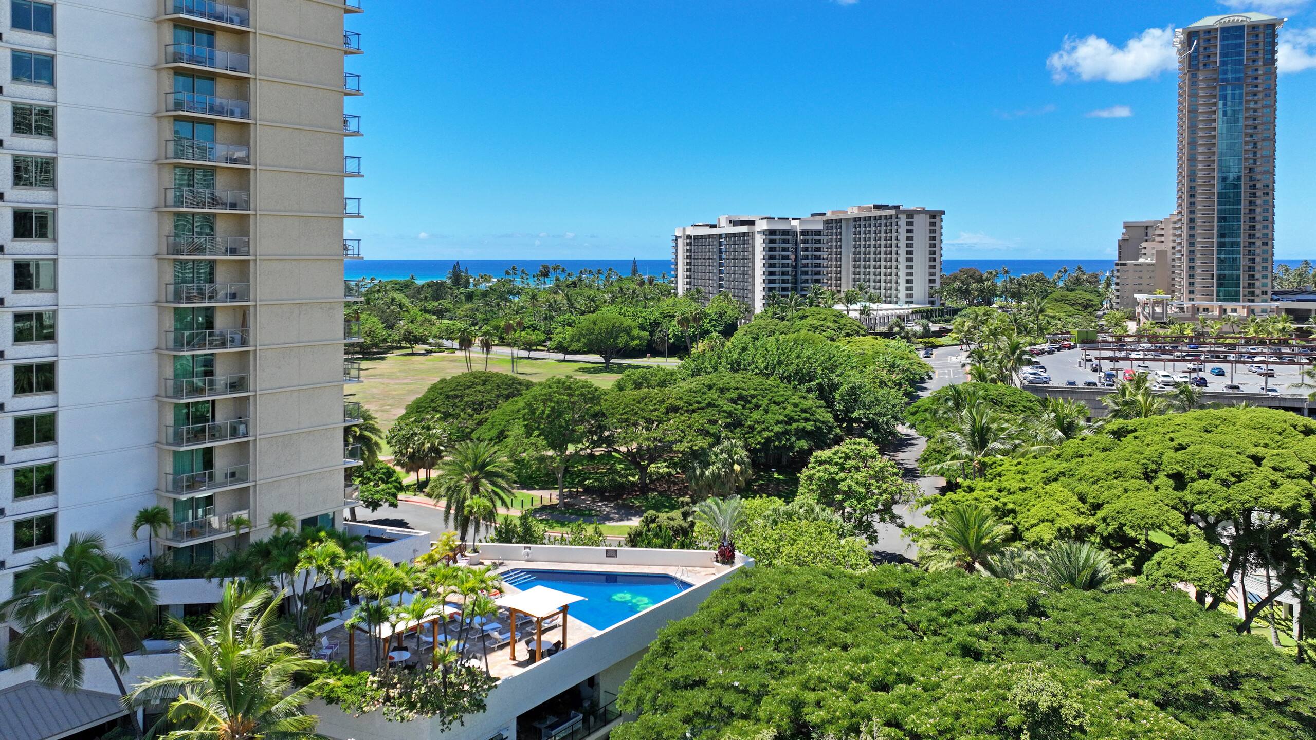 Condo in Honolulu · ★4.96 · 1 bedroom · 1 bed · 1 private bath - Image 45