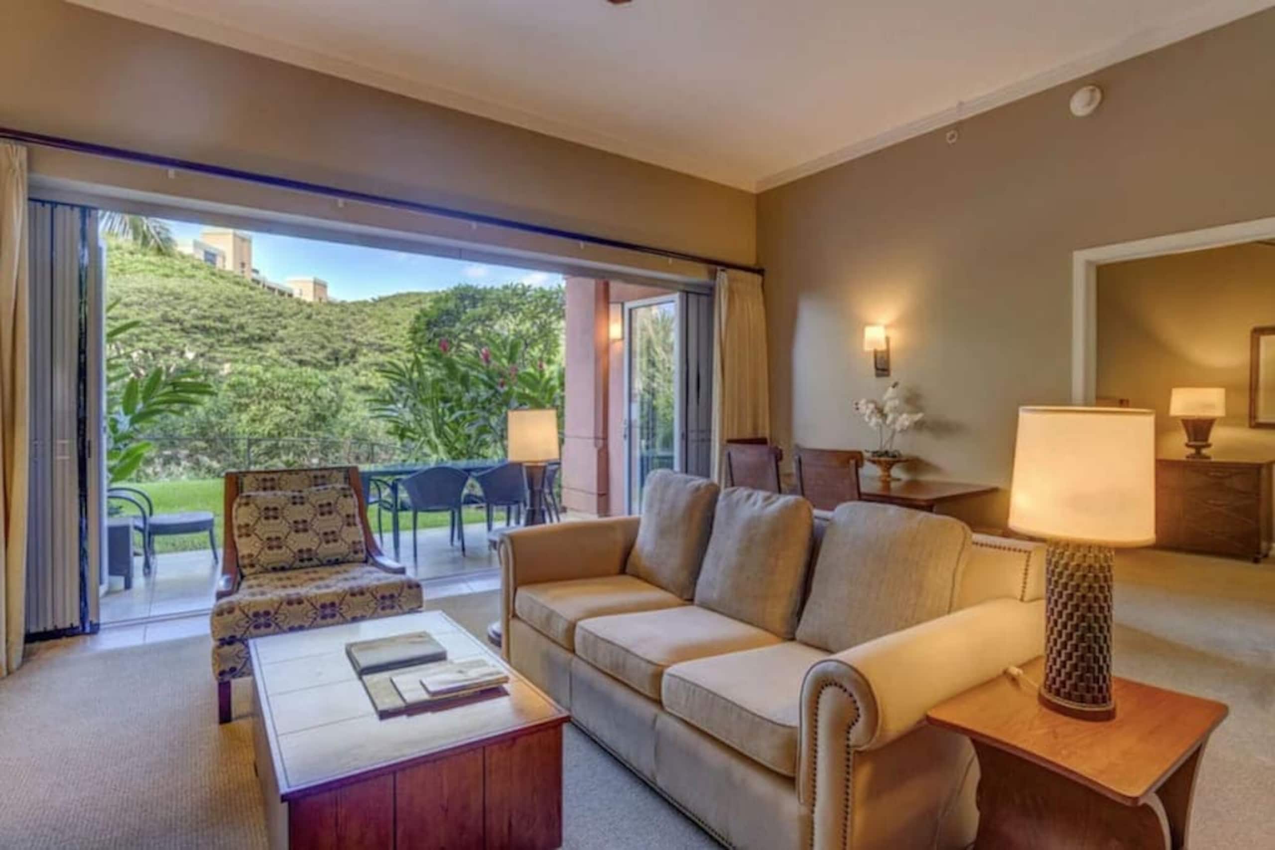 Condo in Lahaina · ★4.57 · 1 bedroom · 1 bed · 1 bath - Image 2