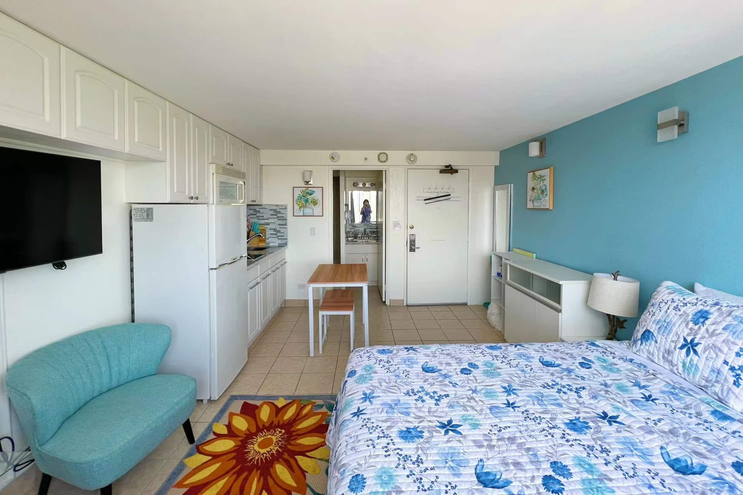 Condo in Honolulu · ★4.81 · 1 bedroom · 1 bed · 1 private bath - Image 8