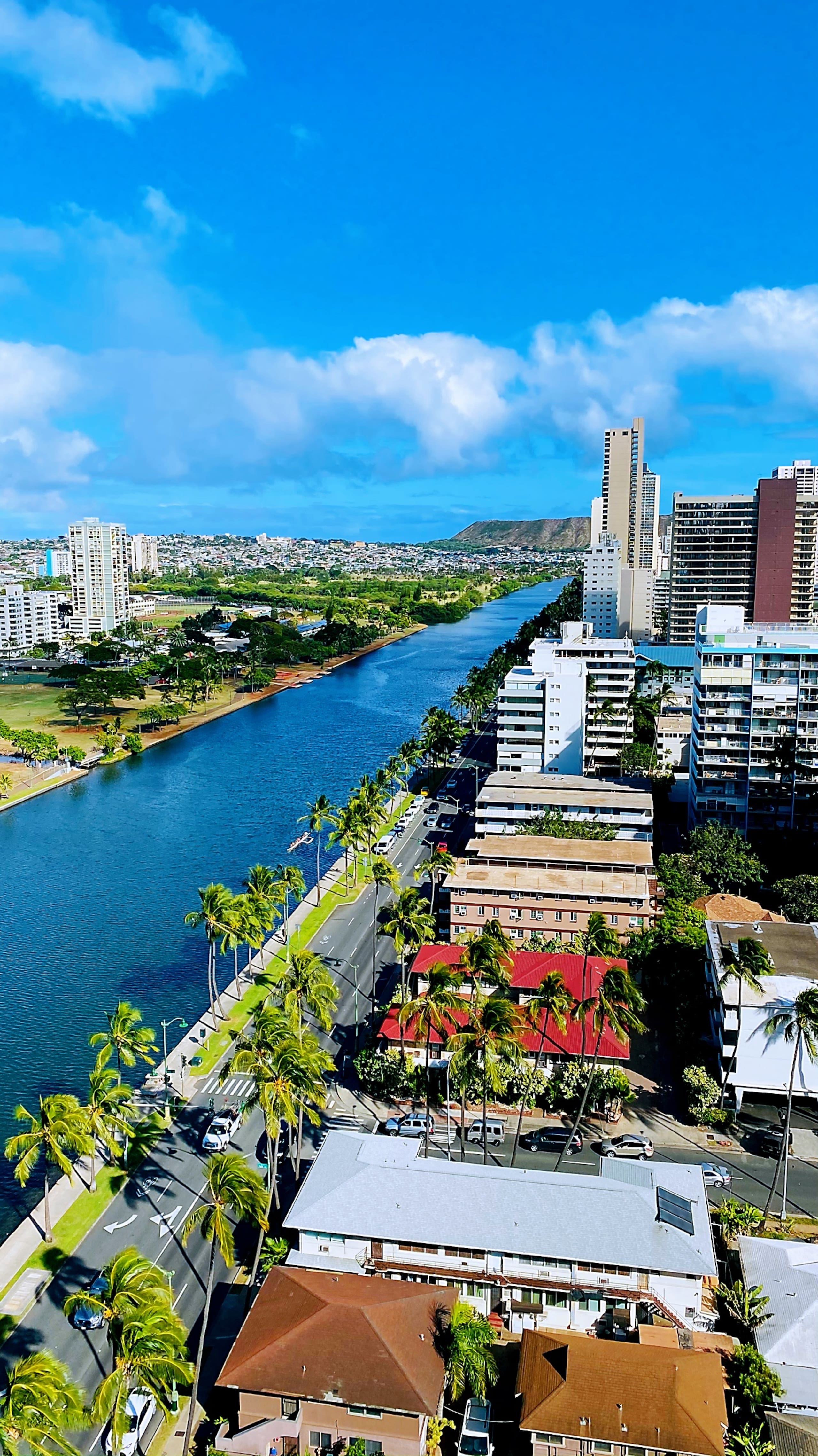Condo in Honolulu · ★4.81 · 1 bedroom · 1 bed · 1 private bath - Image 2