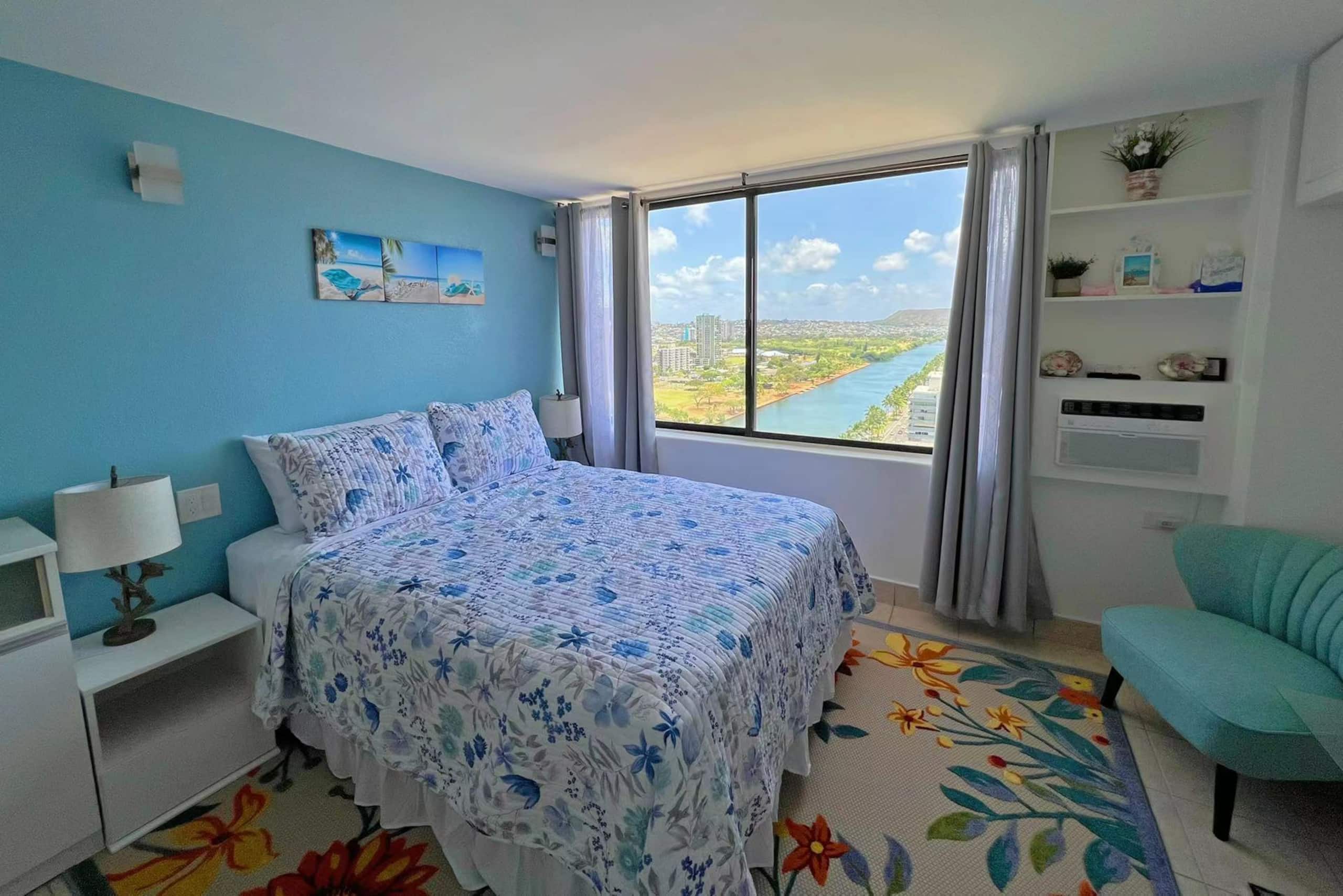 Condo in Honolulu · ★4.81 · 1 bedroom · 1 bed · 1 private bath - Image 6