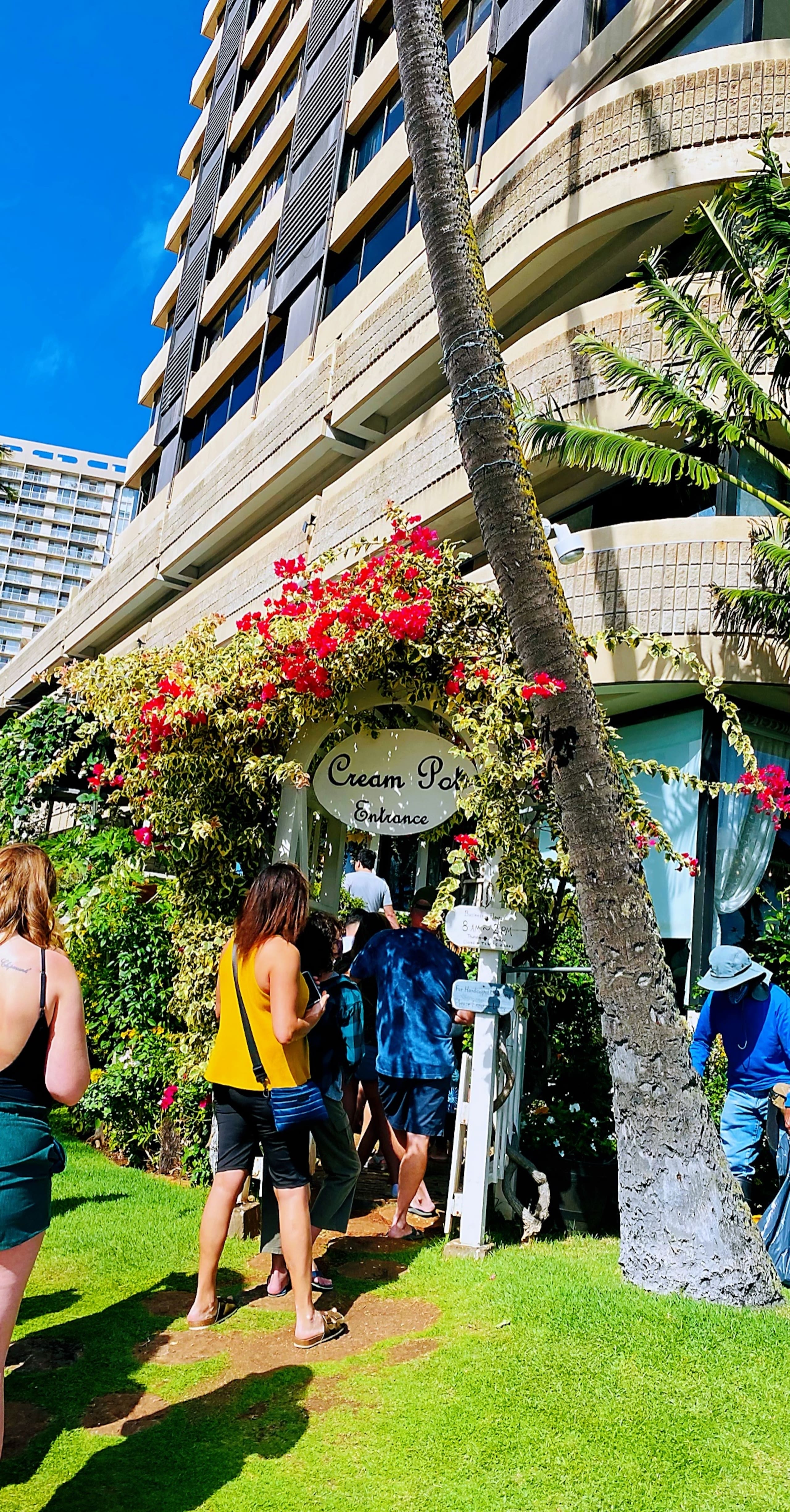 Condo in Honolulu · ★4.81 · 1 bedroom · 1 bed · 1 private bath - Image 20