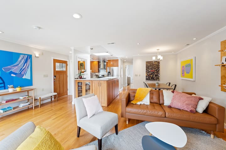 Bright & Modern Flat a Block from Ocean Beach