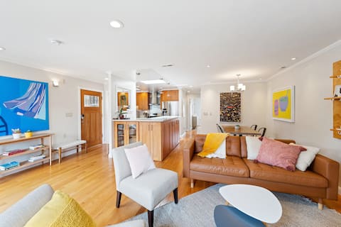 Top performing Airbnb: Bright & Modern Flat a Block from Ocean Beach in Outer Sunset