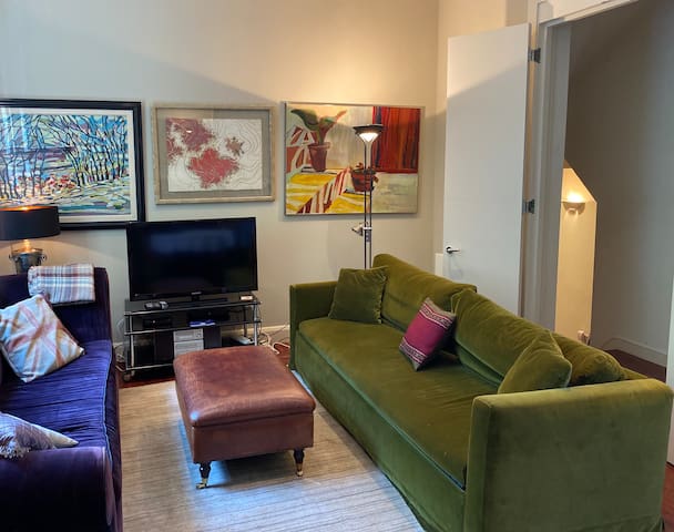 Your Place in Little Venice; 15 mins to West End gallery image 3